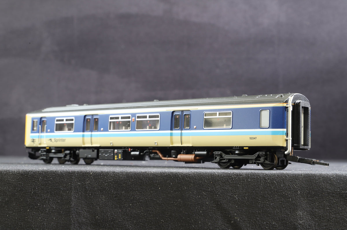 Bachmann OO 32-942 Class 150/2 Two Car DMU &#39;150247&#39; BR Provincial (Sprinter)