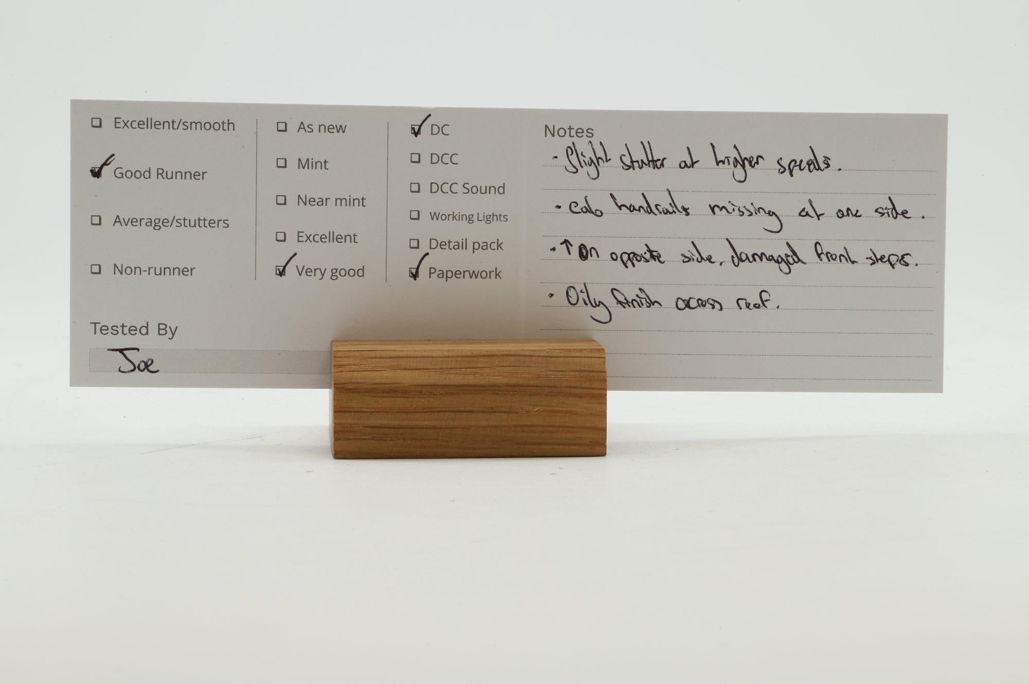 Bachmann OO 32-102 Class 08 08623 in BR Blue w/ Wasp Stripes