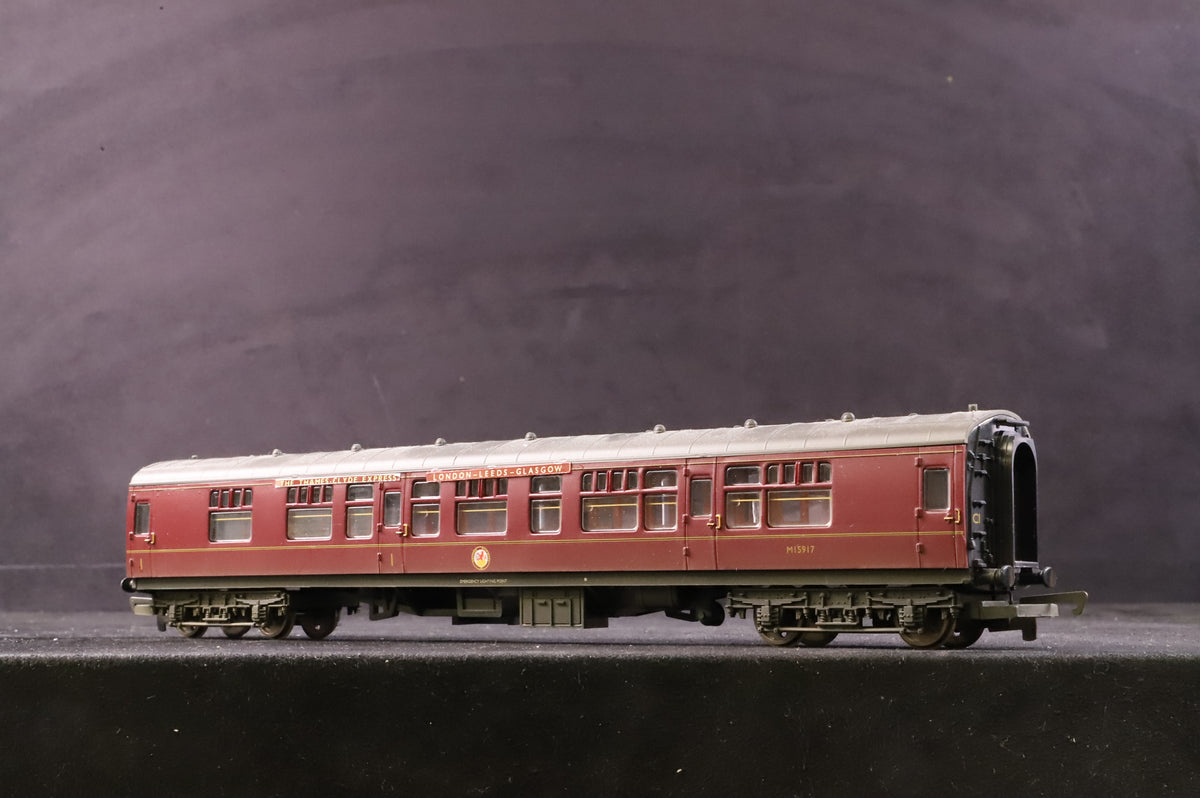 Hornby OO R2329M Thames - Clyde Express Train Pack Ltd Ed 1264/ 1500