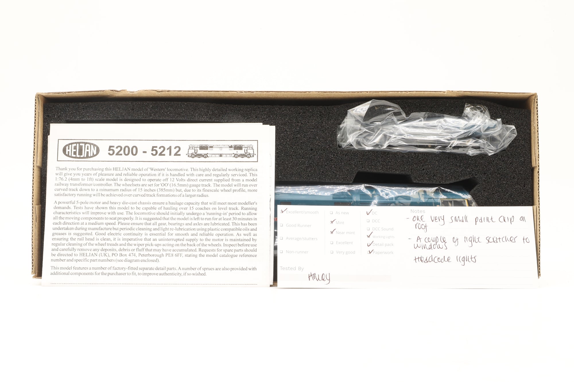 Heljan OO 5212 Class 52 D1013 'Western Ranger' BR Blue Yellow Ends