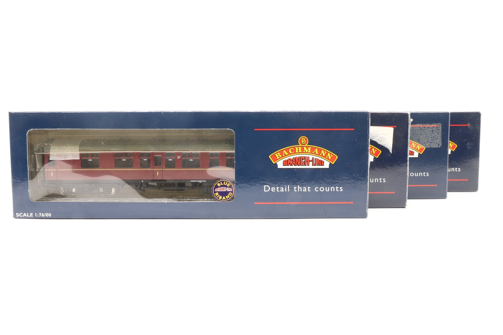 Bachmann OO Rake Of 4 BR Mk1 Maroon Coaches Inc. 39-126A x 2 39-251 & 39-0126C