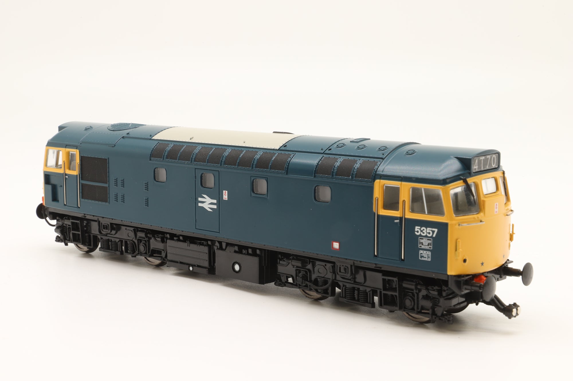 Heljan OO 2732 Class 27 5357 in BR Blue - DCC Sound
