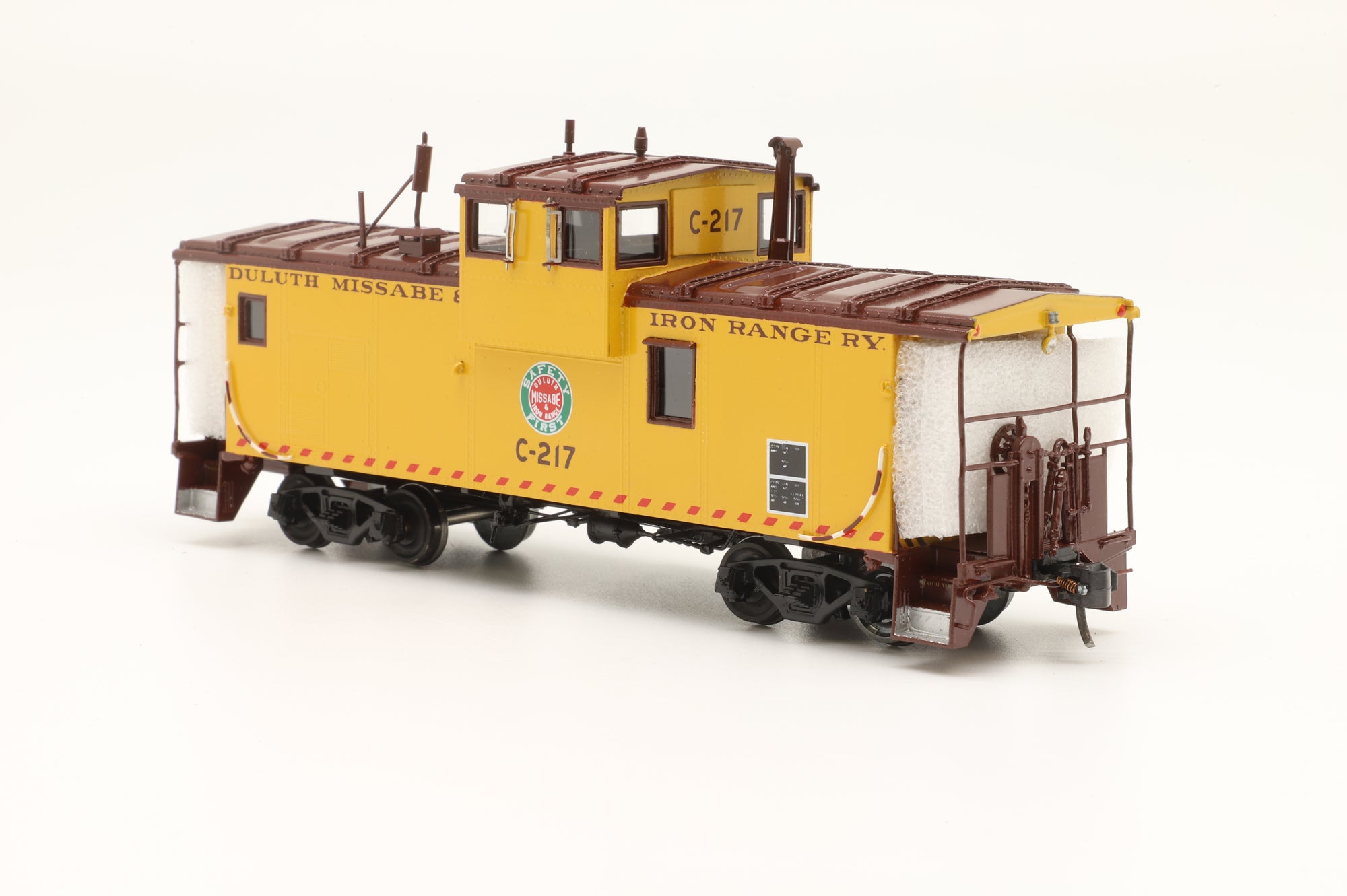 Overland Models HO Brass DM&IR Extended Vision Caboose #C217