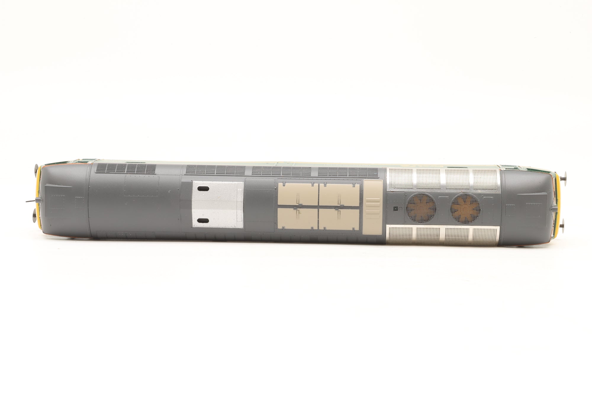 Bachmann OO 32-752 Class 57 57602 in First Great Western Livery