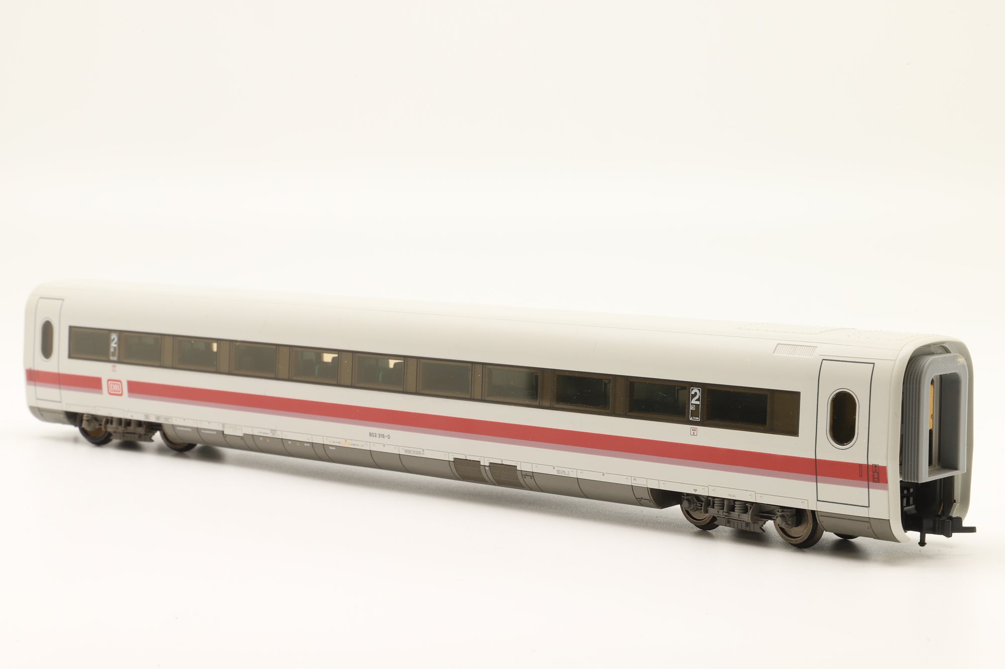 Fleischmann HO Rake Of 4 DB ICE Coaches Inc. 4447x2, 4446 & 4492