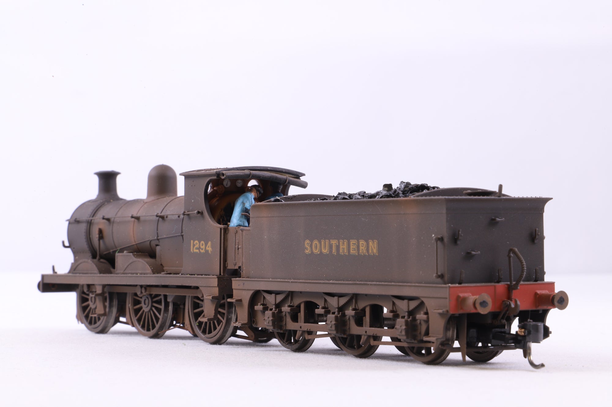 Bachmann OO 31-461A C Class 1294 in SR Black w/ Sunshine Lettering - DCC Sound & TMC Weathered