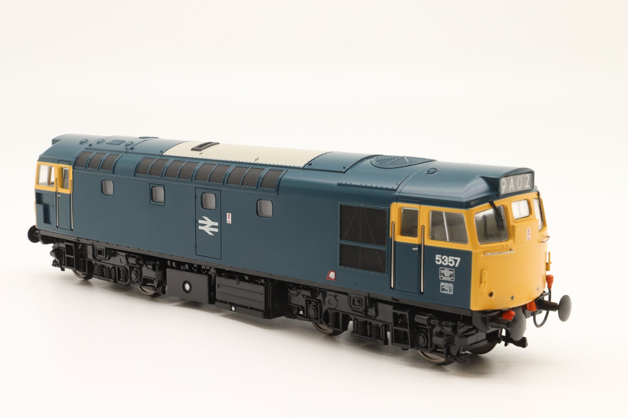 Heljan OO 2732 Class 27 5357 in BR Blue - DCC Sound