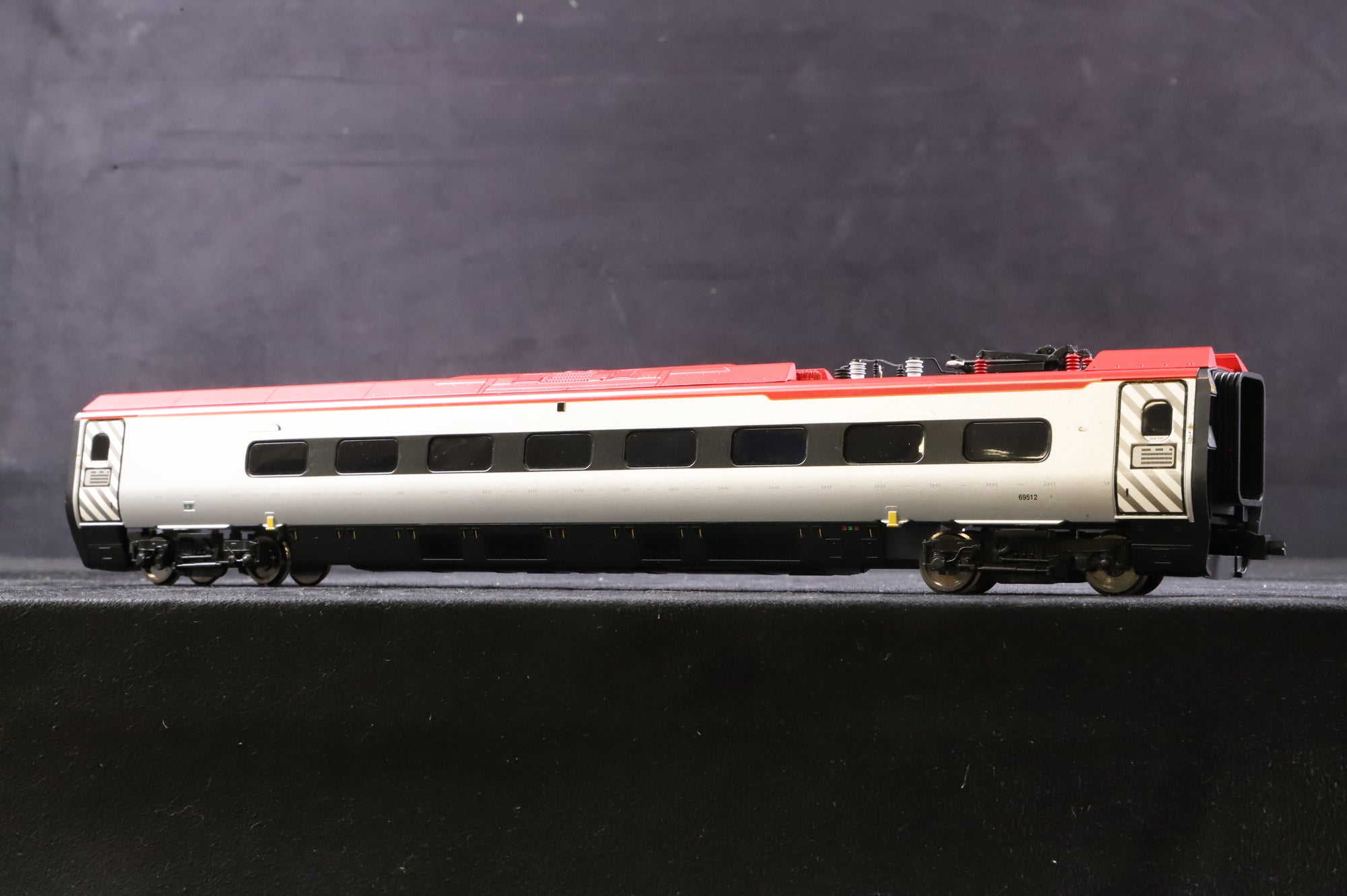 Hornby OO Virgin Pendolino 6 Car Set DCC Fitted