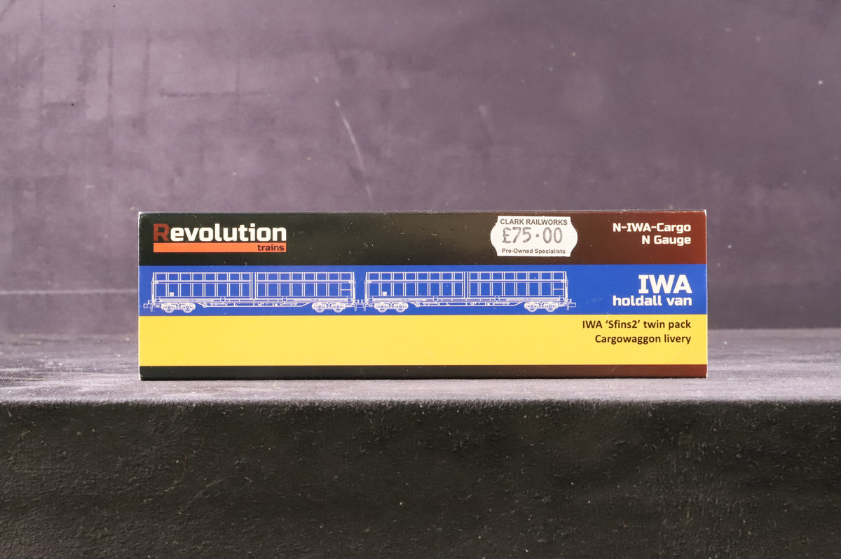 Revolution Trains N IWA-Cargo2 IWA Holdall Vans Twin Pack