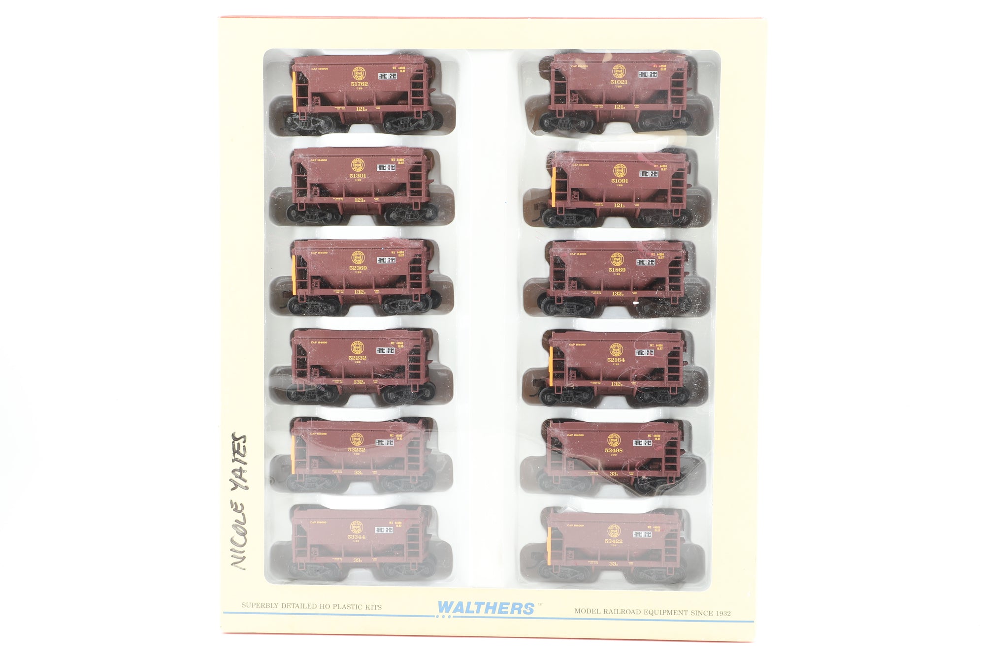Walthers HO 932-4558 12-Pack of Taconite Ore Cars in DMIR Brown/Yellow