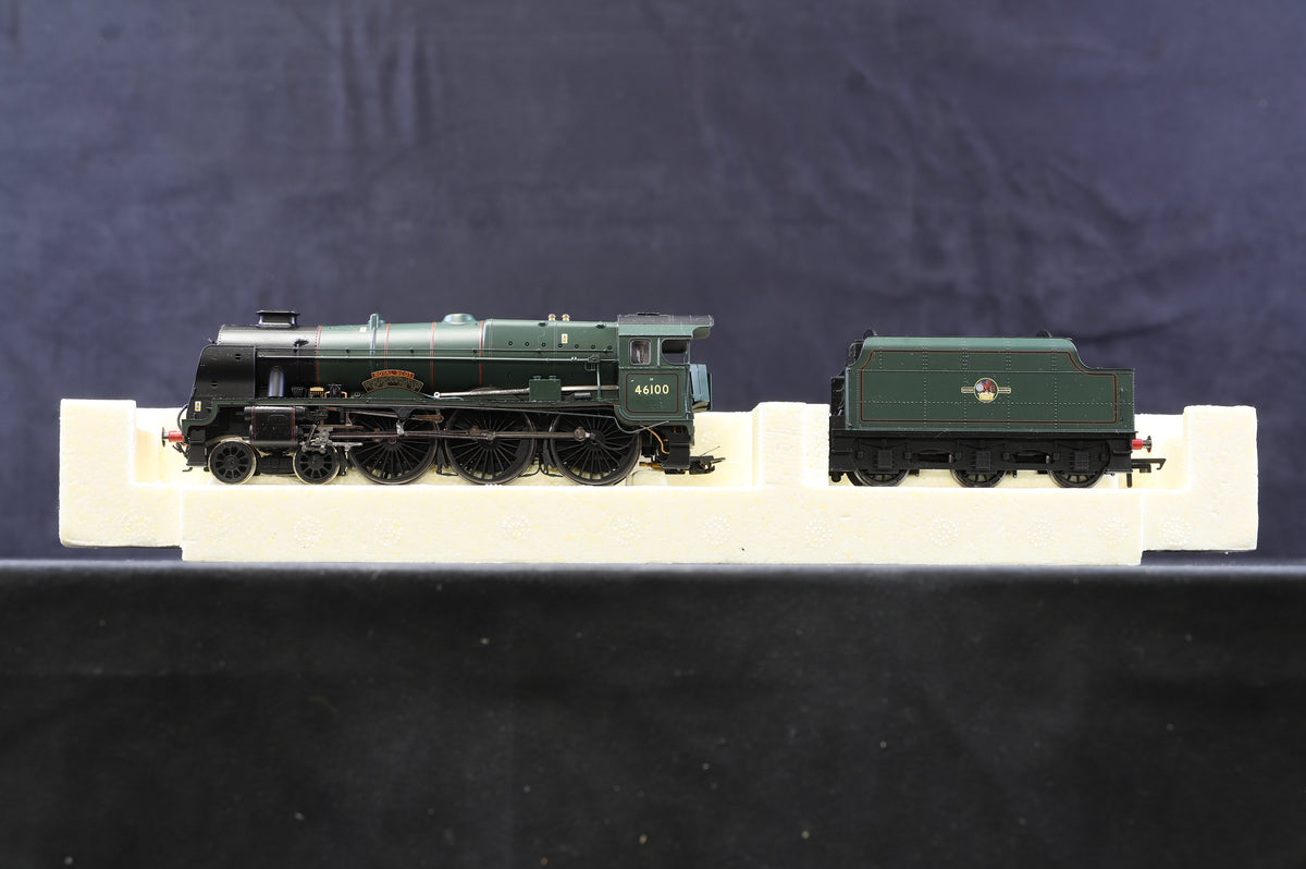 Hornby OO R2824 BR 4-6-0 Royal Scot Class 7P &#39;46100&#39; &#39;Royal Scot&#39; BR Lined Green L/C