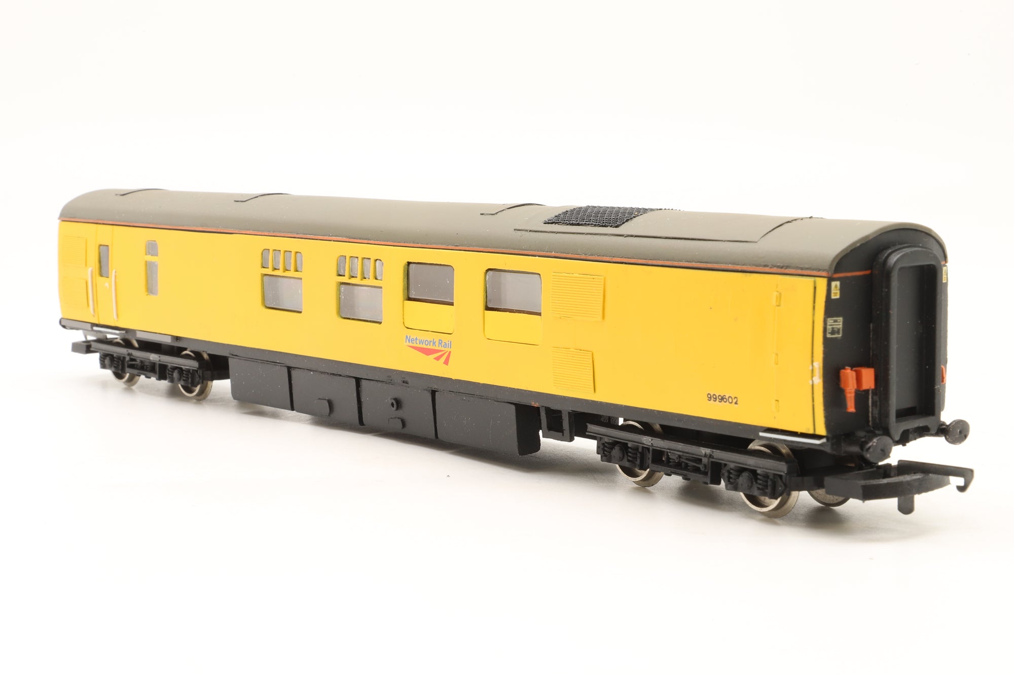 Hornby OO R2579A BR Class 901 3 Car DMU