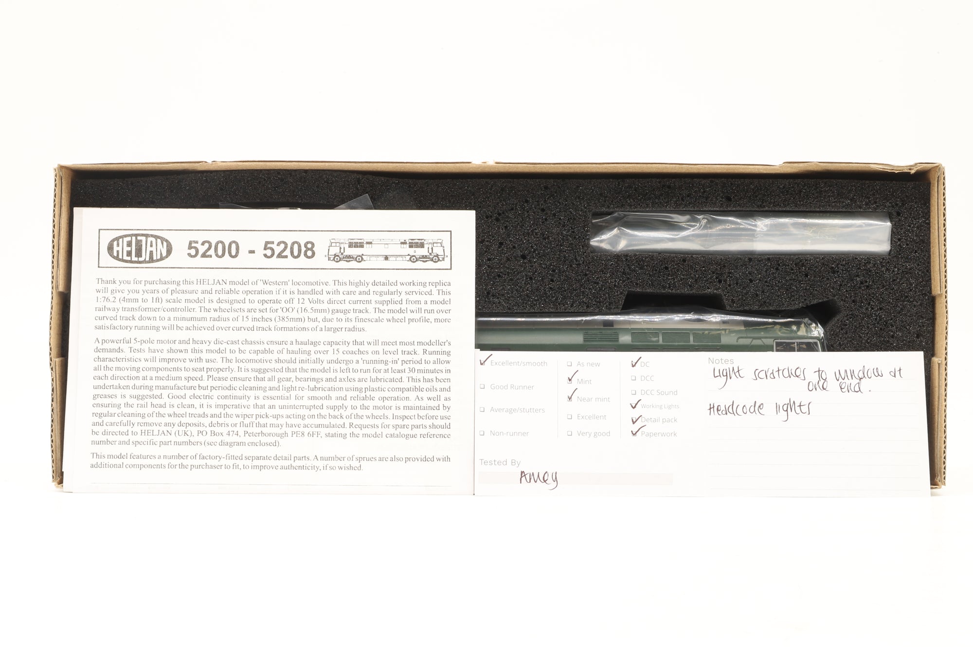 Heljan OO 5207 Class 52 D1004 'Western Crusader' BR Green