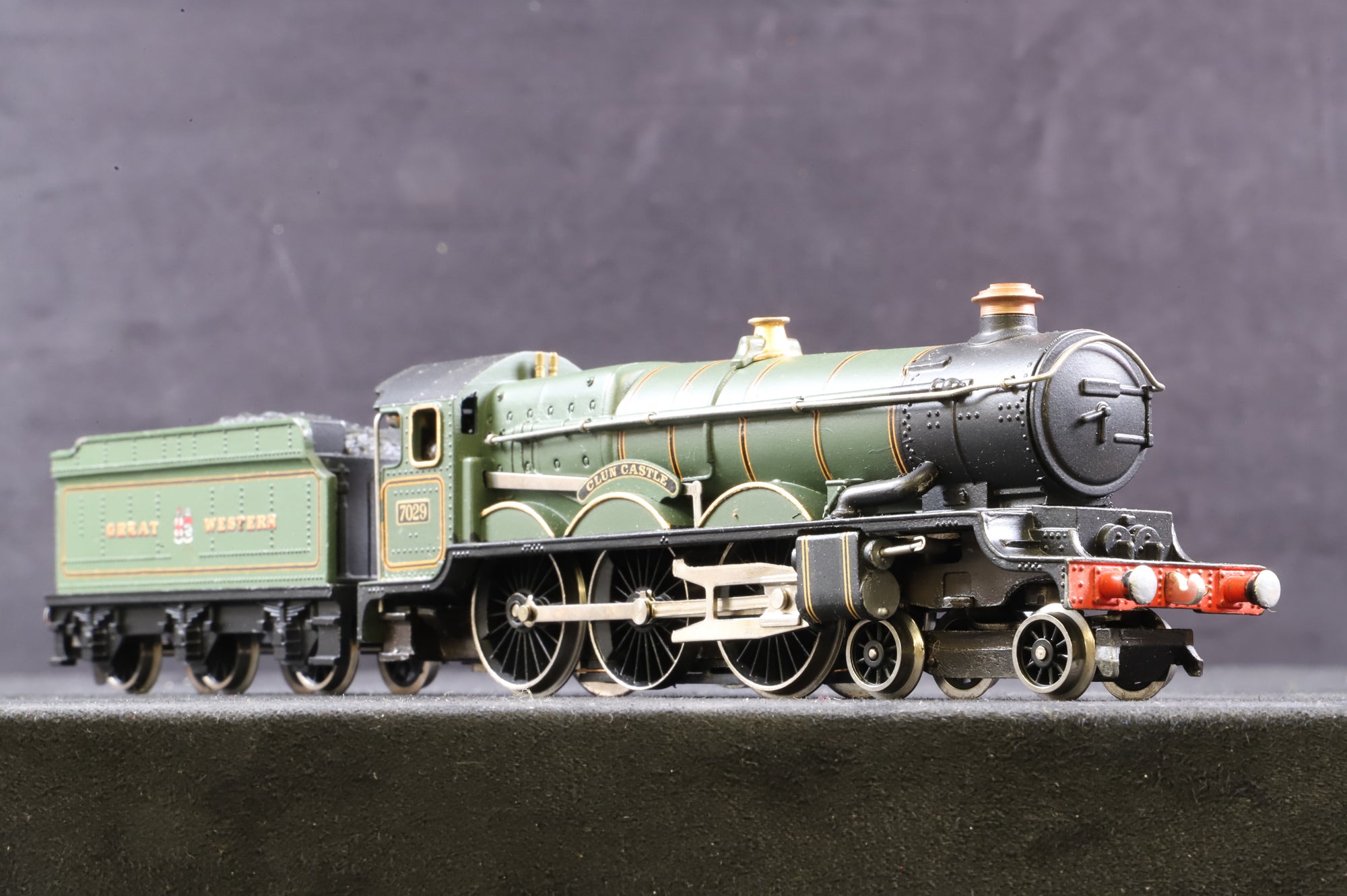 Wrenn OO W2247 4-6-0 Clun Castle GWR Green