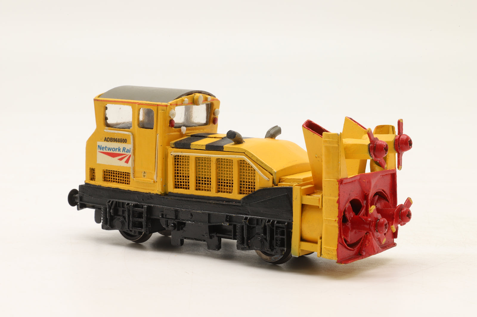 Custom/Scratch Built OO Beilhack Self-Propelled Rotary Snowblower ADB968500 in Network Rail Yellow
