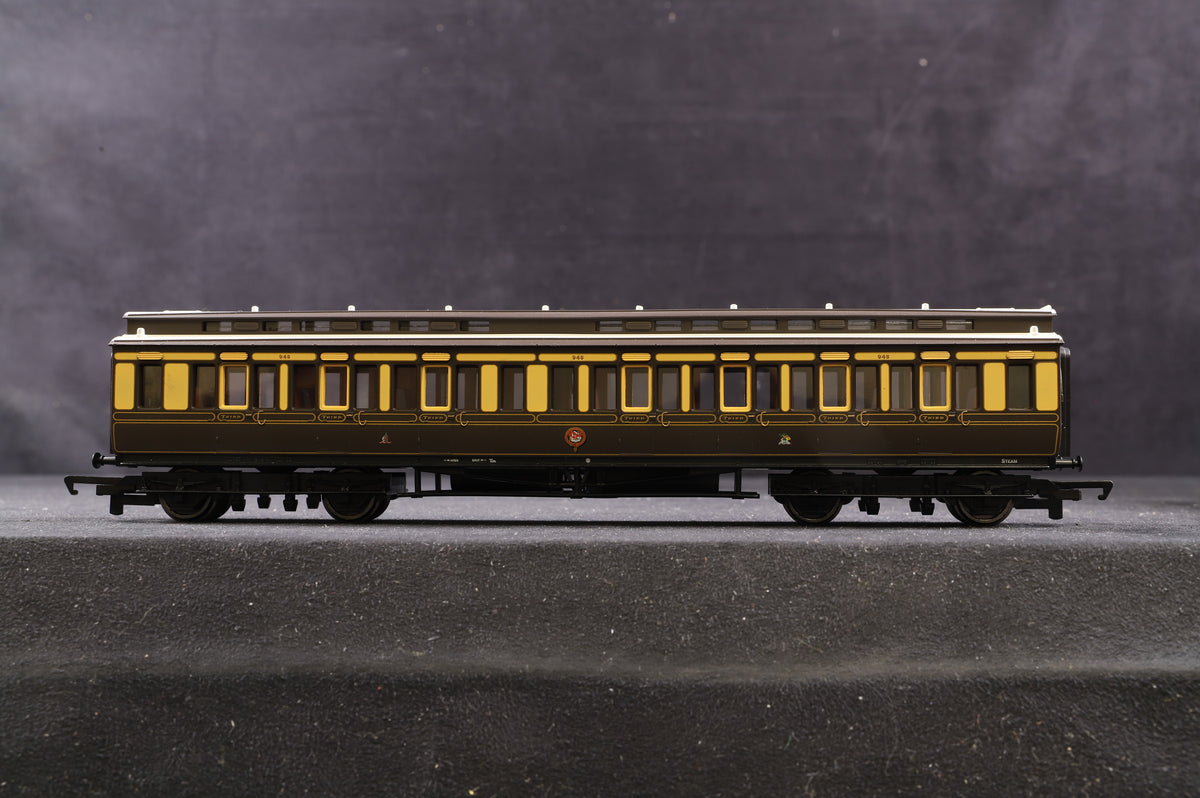 Hornby OO Rake of 7 GWR Clerestory Coaches