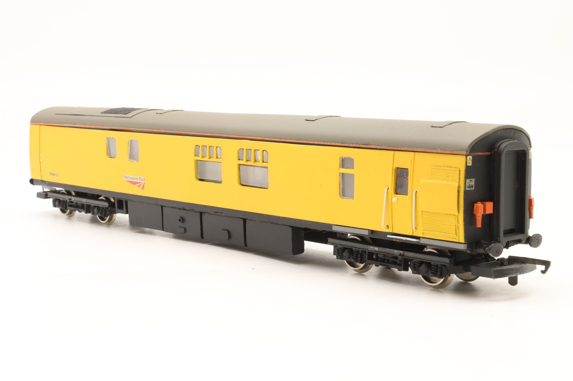 Hornby OO R2579A BR Class 901 3 Car DMU