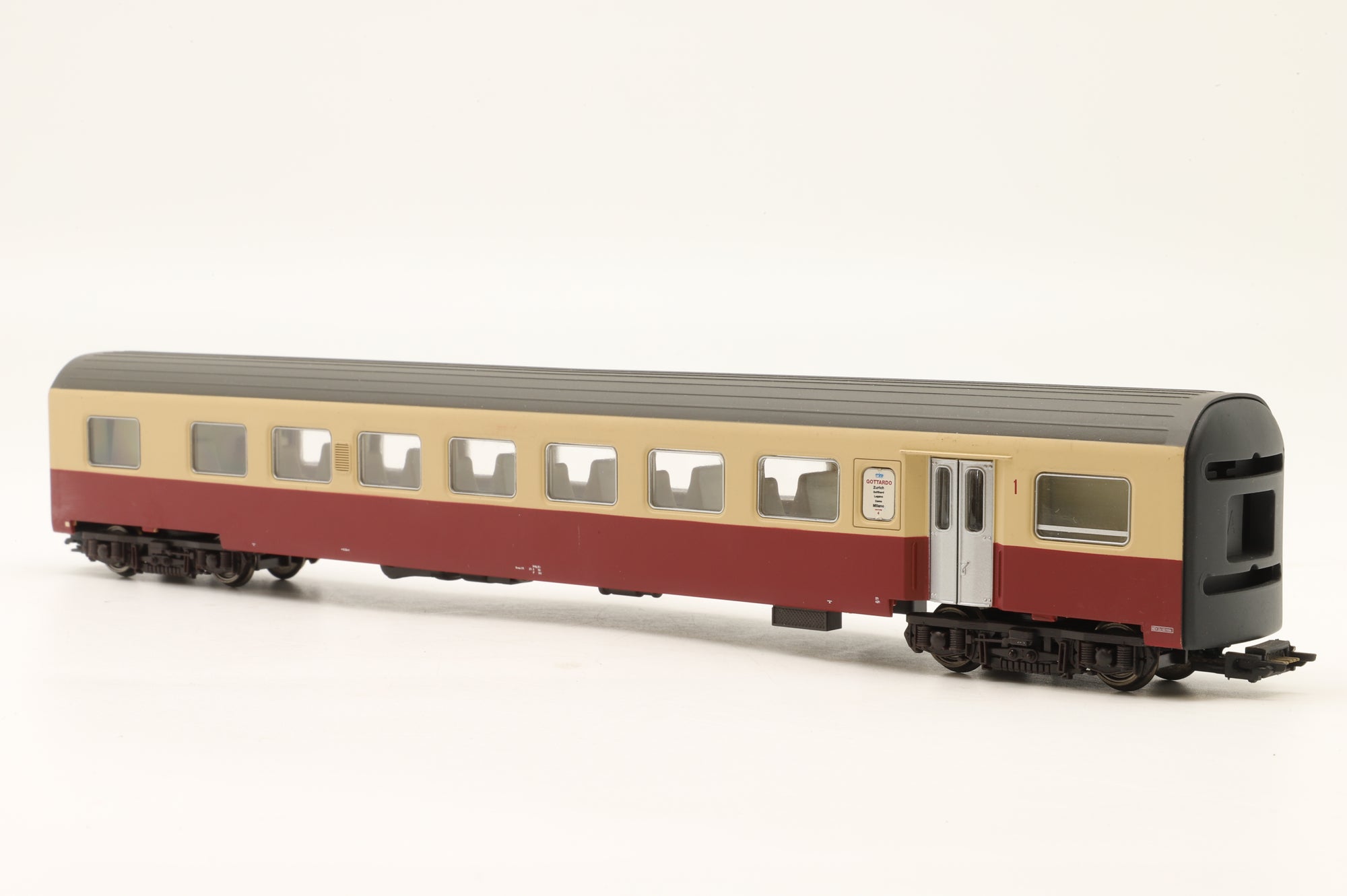 Rivarossi HO SBB TEE Gottardo 6 Car Set