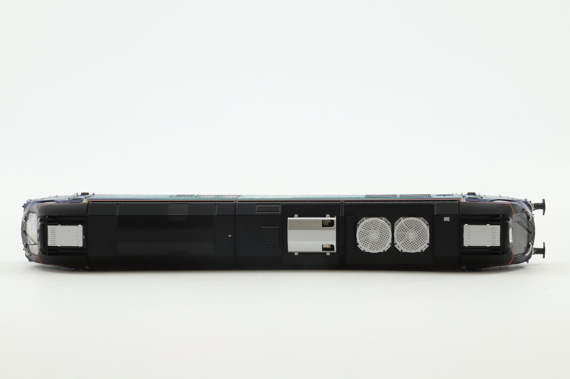 Dapol N 2D-022-001 Class 68 'Intrepid' '68002' DRS, DCC Sound