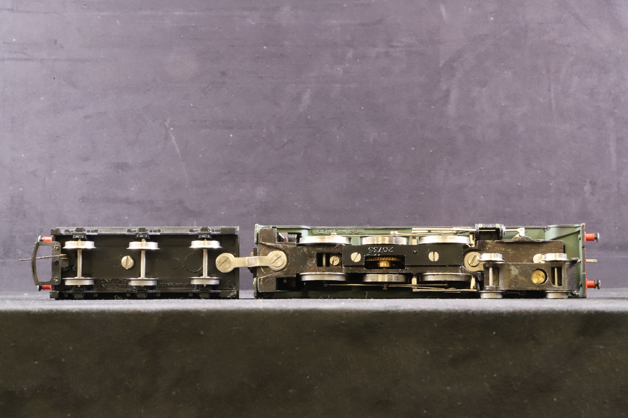 Wrenn OO W2247 4-6-0 Clun Castle GWR Green