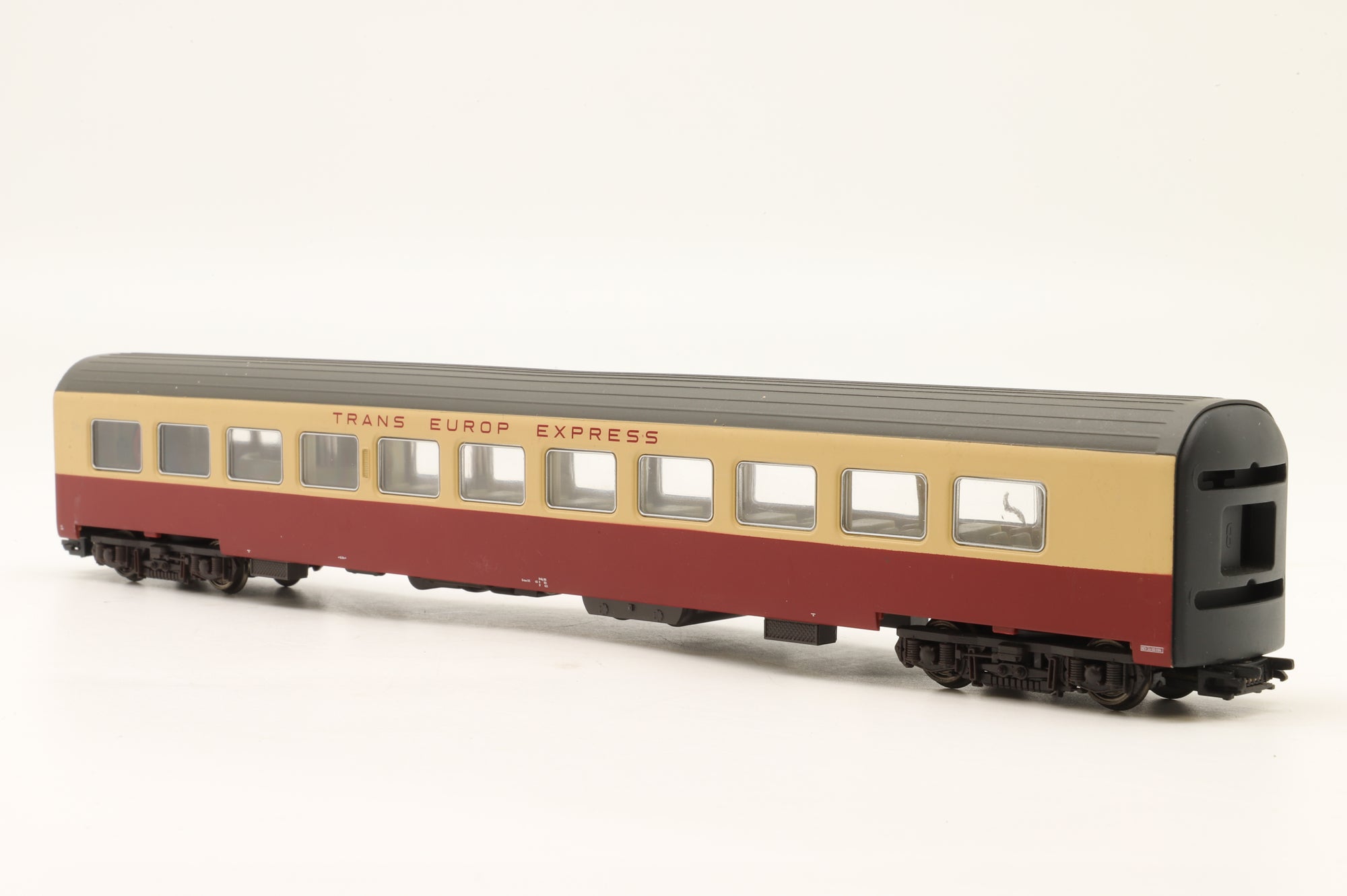 Rivarossi HO SBB TEE Gottardo 6 Car Set
