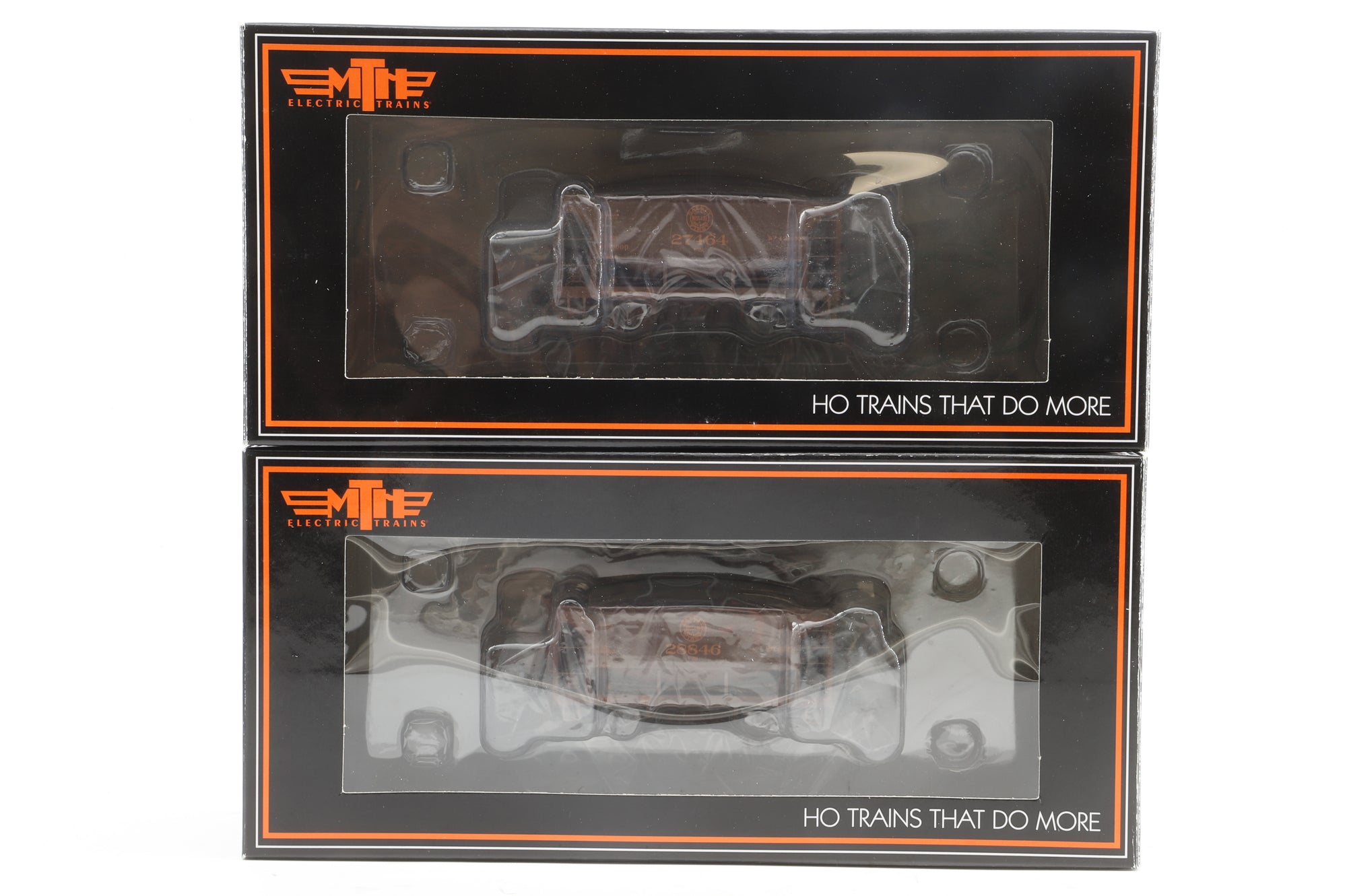 MTH HO Rake of 4 70T Centre Discharge Ore Cars in DMIR Livery