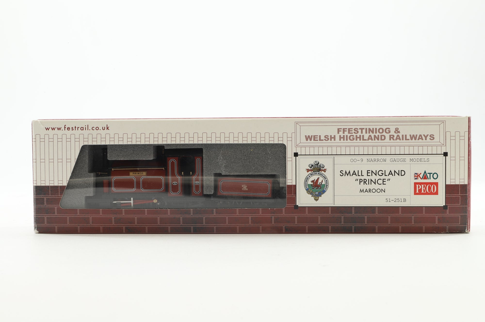 Kato/Peco OO9 51-251B Small England 'Prince' in Lined Maroon