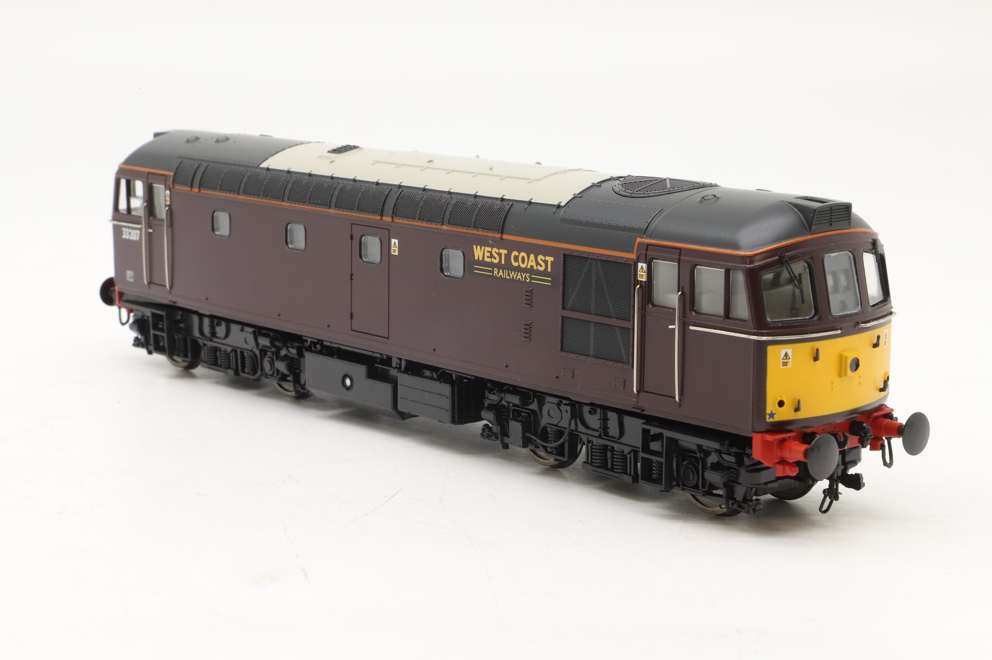 Heljan OO 3335 Class 33/2 '332017' West Coast Railway