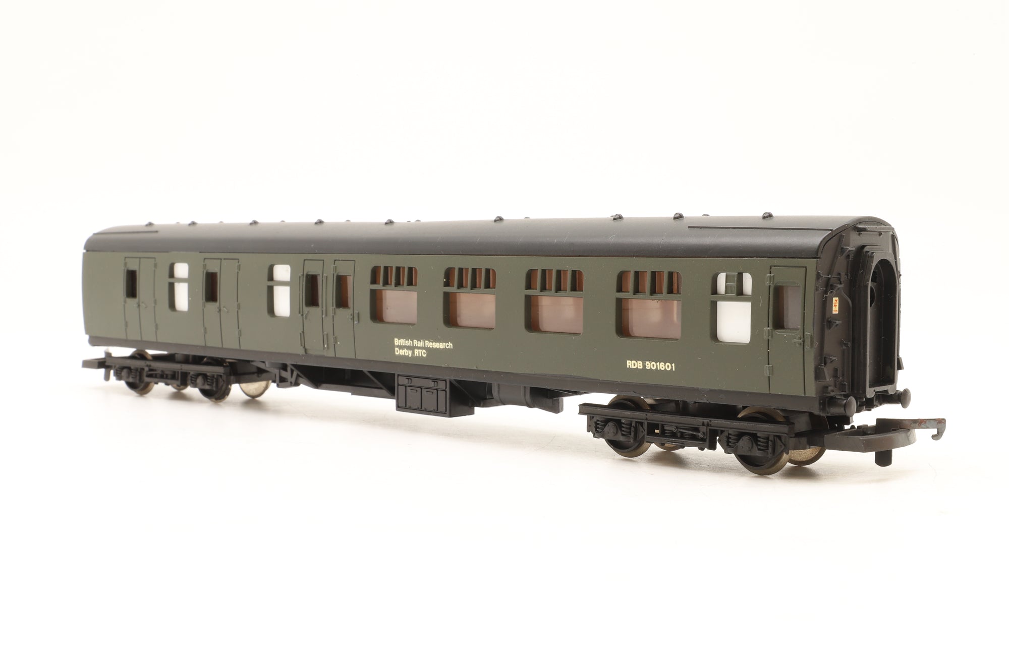 Custom OO Mk1 BSK RDB901601 in BR Departmental/RTC Olive