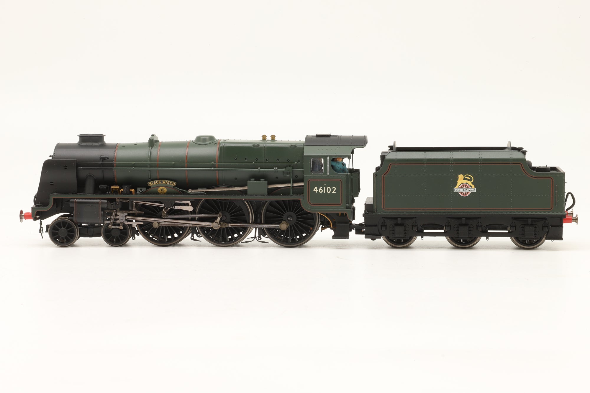 Hornby OO R2628X Royal Scot Class 7P 46102 'Black Watch' in Lined BR Green w/ Early Crests
