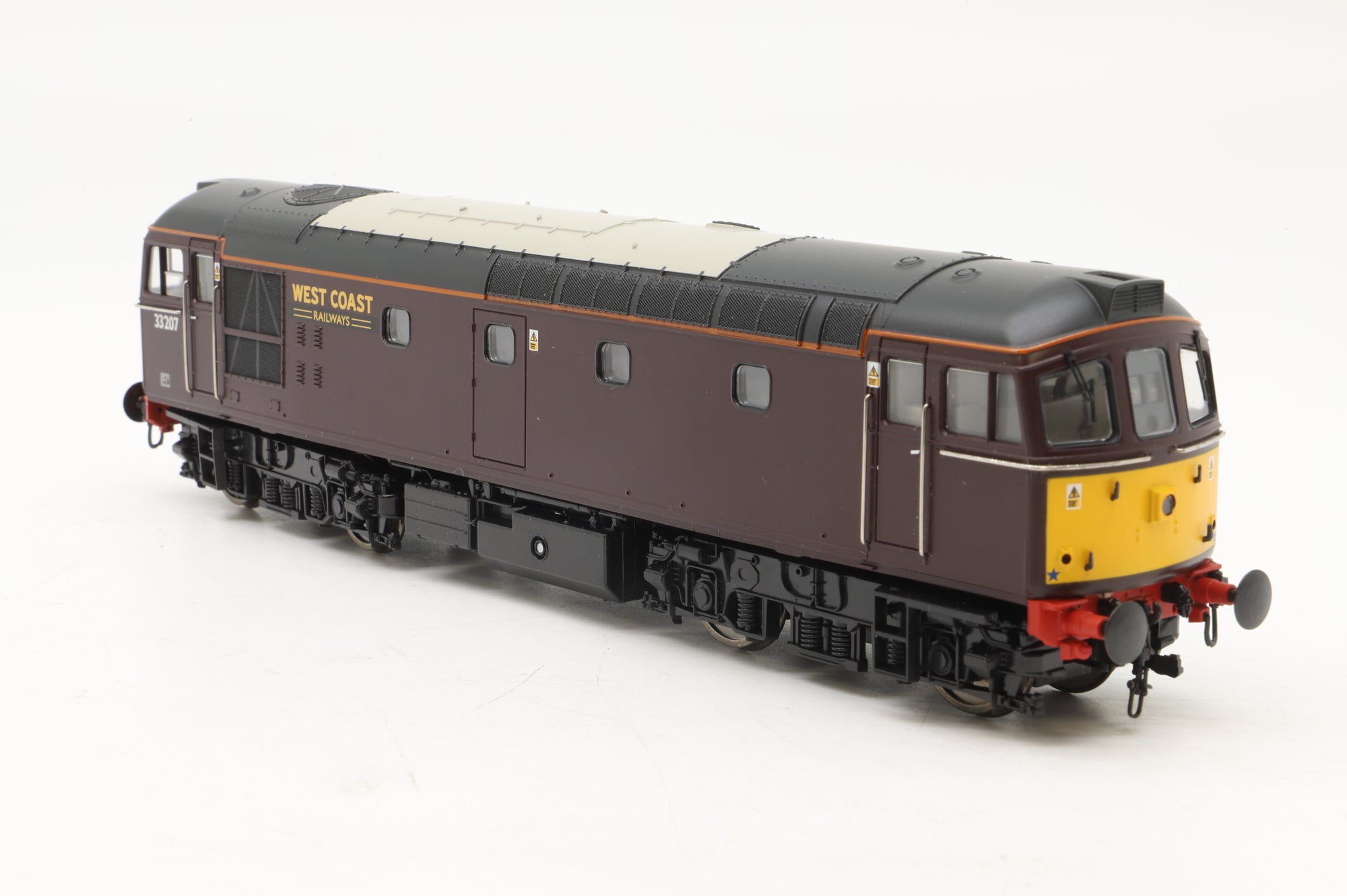 Heljan OO 3335 Class 33/2 '332017' West Coast Railway