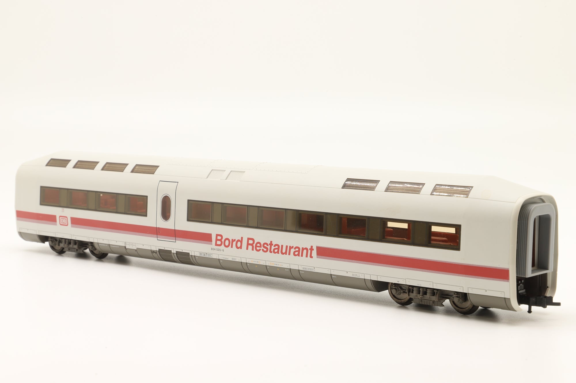 Fleischmann HO Rake Of 5 DB ICE Coaches Inc. 4449x2, 4448, 4441, 4444