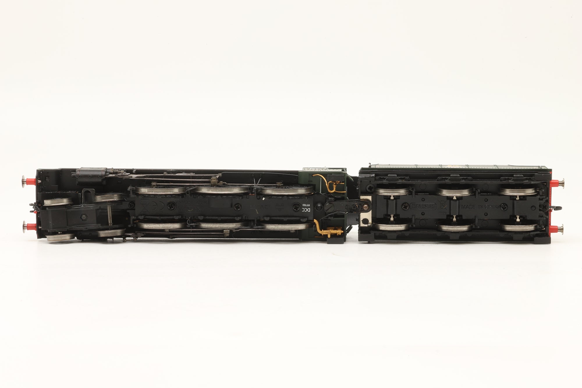 Hornby OO R2628X Royal Scot Class 7P 46102 'Black Watch' in Lined BR Green w/ Early Crests