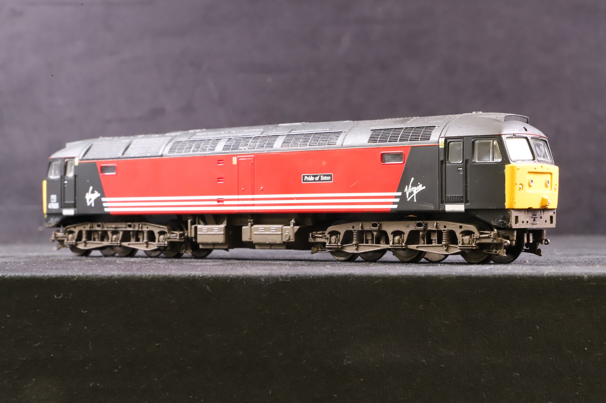 WORKSHOP ViTrains OO V2063 Class 47/8 '47805' 'Pride of Toton' Virgin Trains