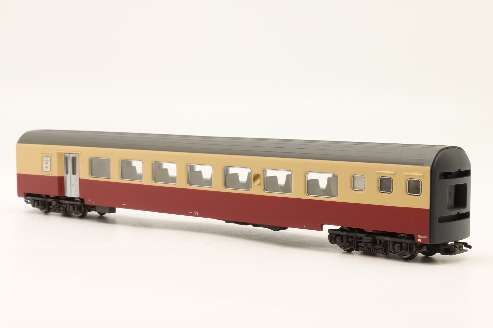 Rivarossi HO SBB TEE Gottardo 6 Car Set