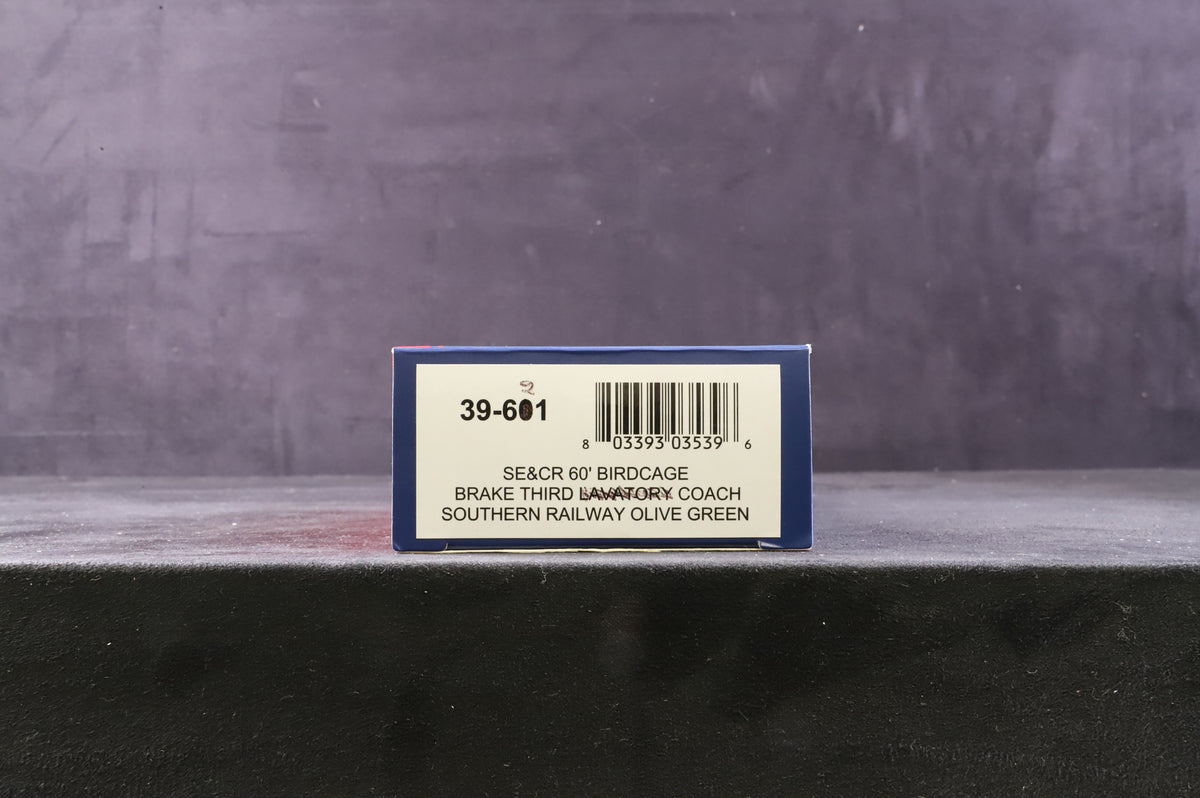 Bachmann OO 39-621 SE&amp;CR 60&#39; Birdcage Brake Third in SR Lined Olive Green