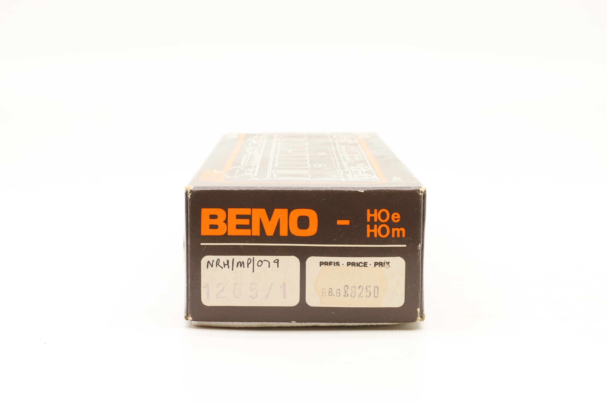 BEMO HOm ABe 4/4 #501 in RhB Red