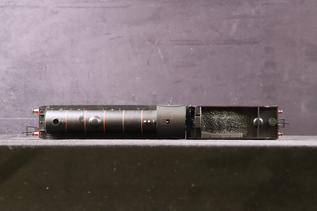 Hornby OO R2999X Class B1 &#39;61138&#39; BR Lined Black E/C DCC Fitted