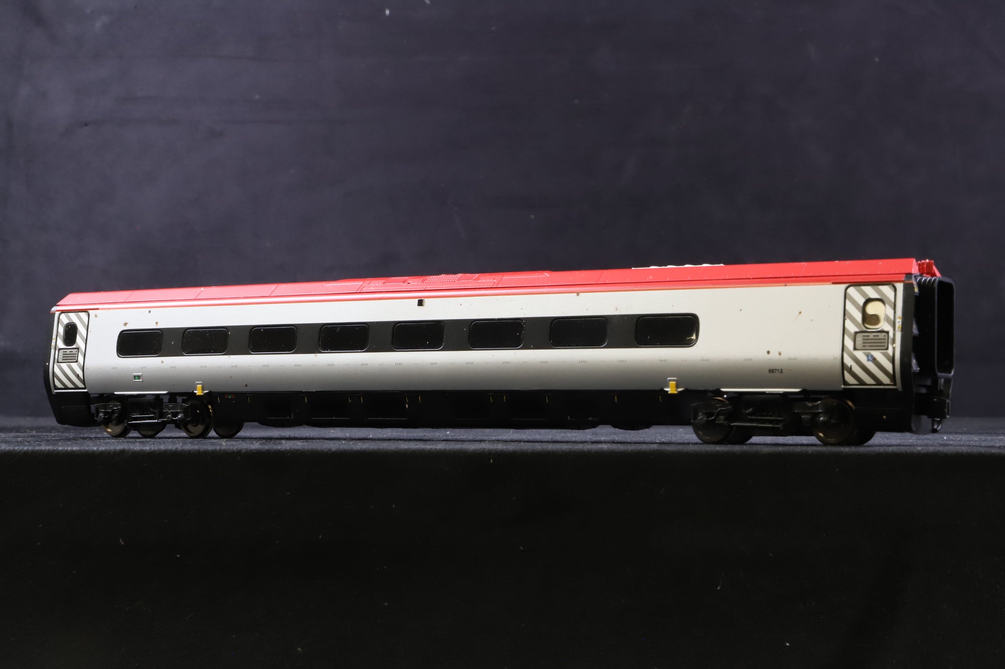 Hornby OO Virgin Pendolino 6 Car Set DCC Fitted