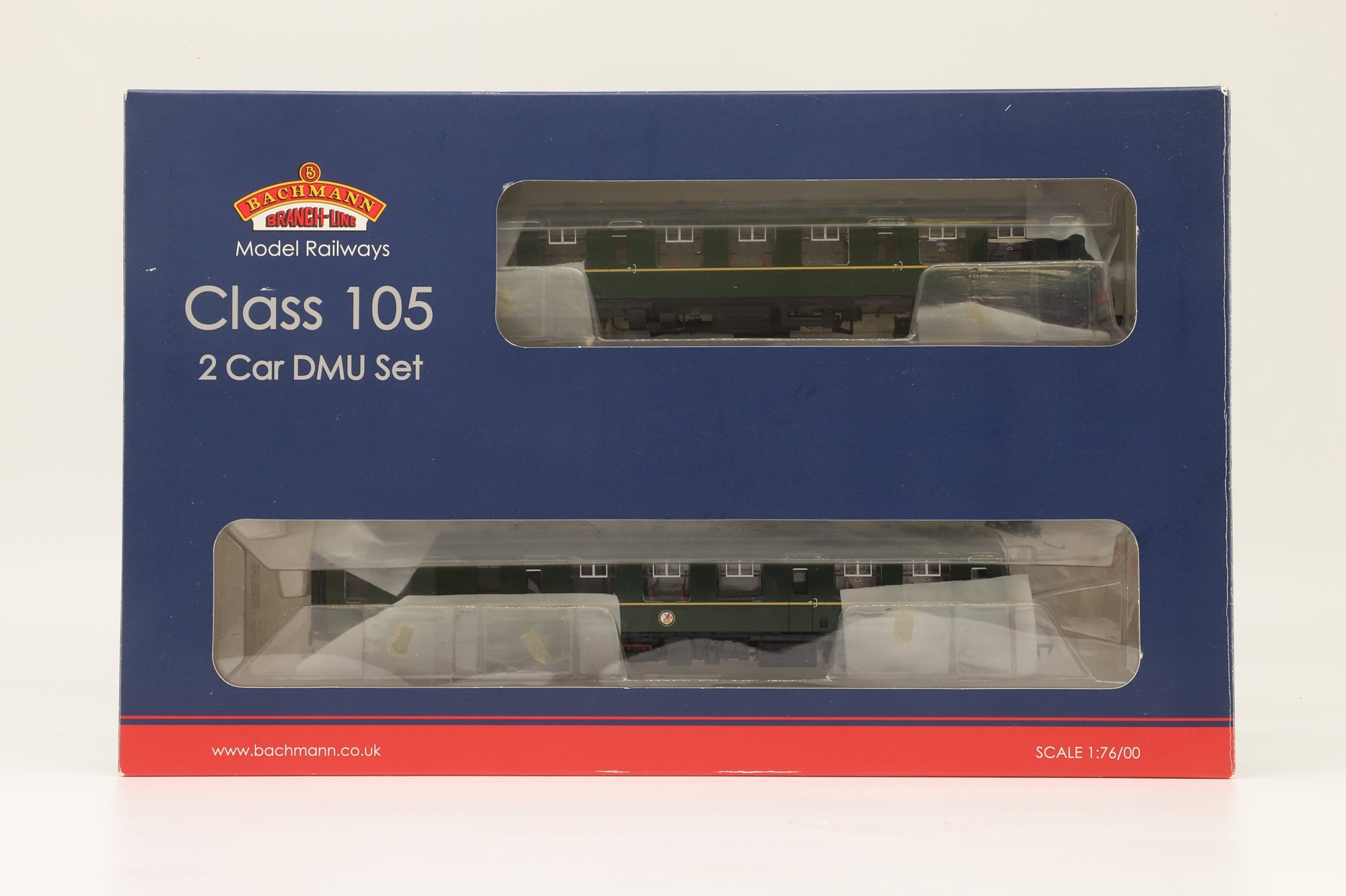 Bachmann OO 31-326 Class 105 2 Car DMU BR Green Speed Whiskers