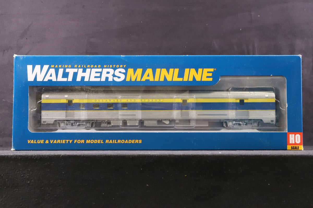 Walthers HO Rake Of 6 Delaware &amp; Hudson 85&#39; Budd Coaches