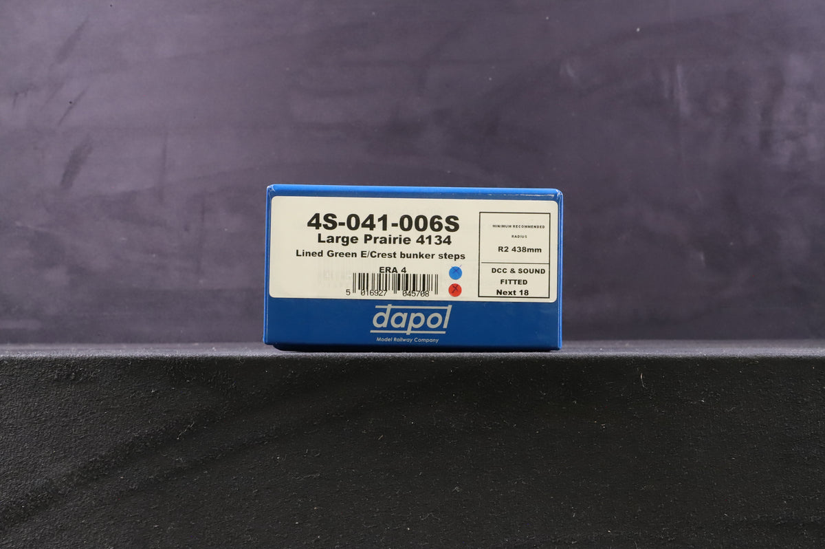 Dapol OO 4S-041-006S Large Prairie &#39;4134&#39; BR Lined Green E/C Bunker Steps DCC Sound