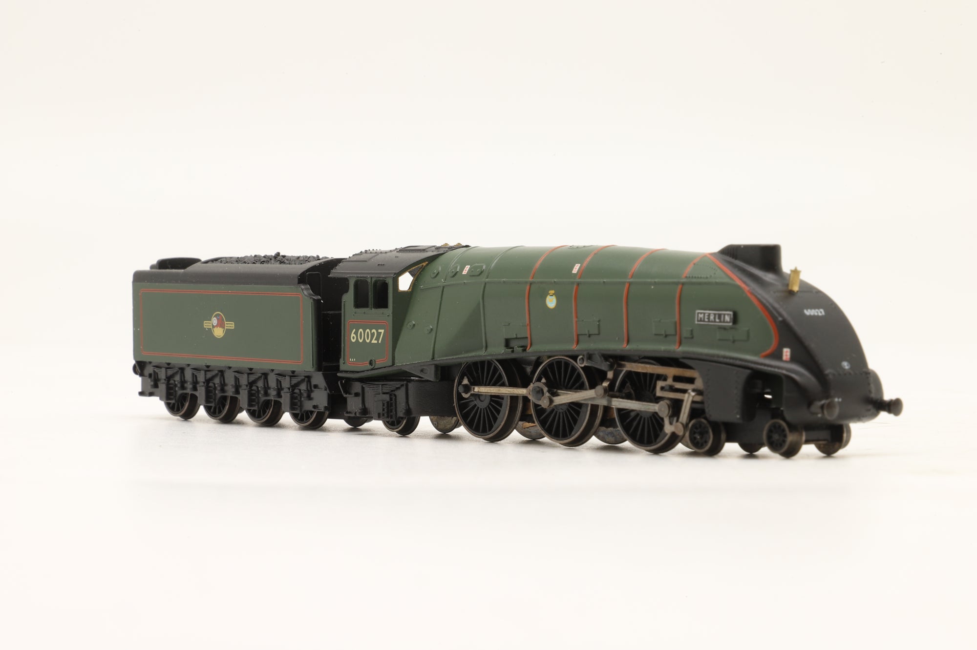 Graham Farish N 372-353 A4 '60027' 'Merlin' BR Green Late Crest