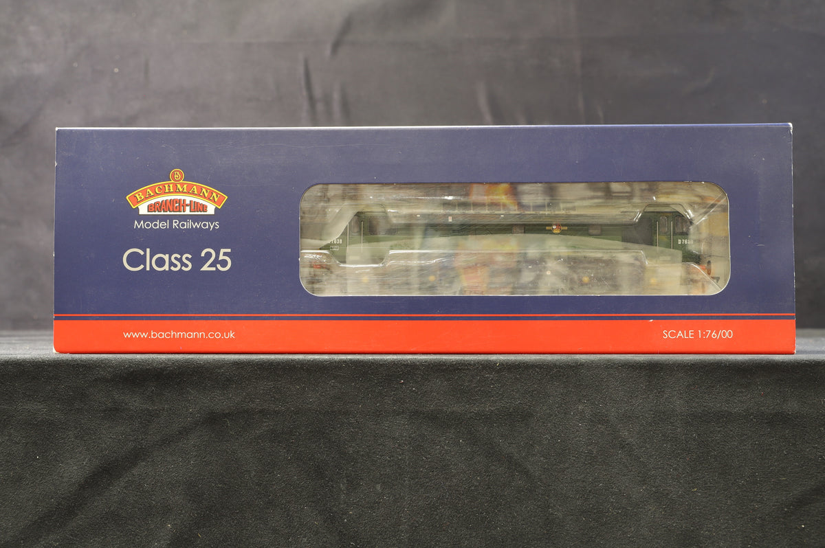 Bachmann OO 32-401DS Class 25/3 Diesel &#39;D7638&#39; BR Two tone Green, DCC Sound
