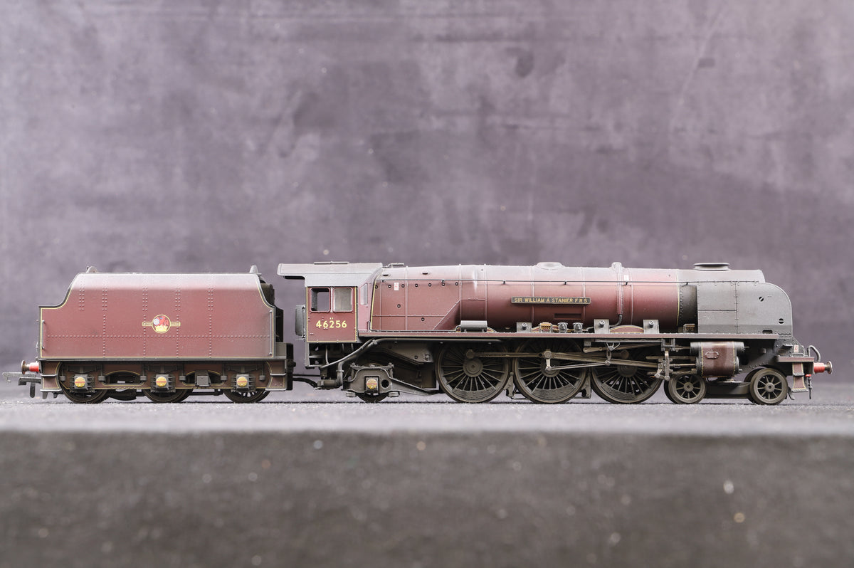 Hornby OO R3555 Princess Coronation Class 46256&#39; &#39;Sir William. A Stanier F.R.S&#39; BR Maroon L/C, Weathered