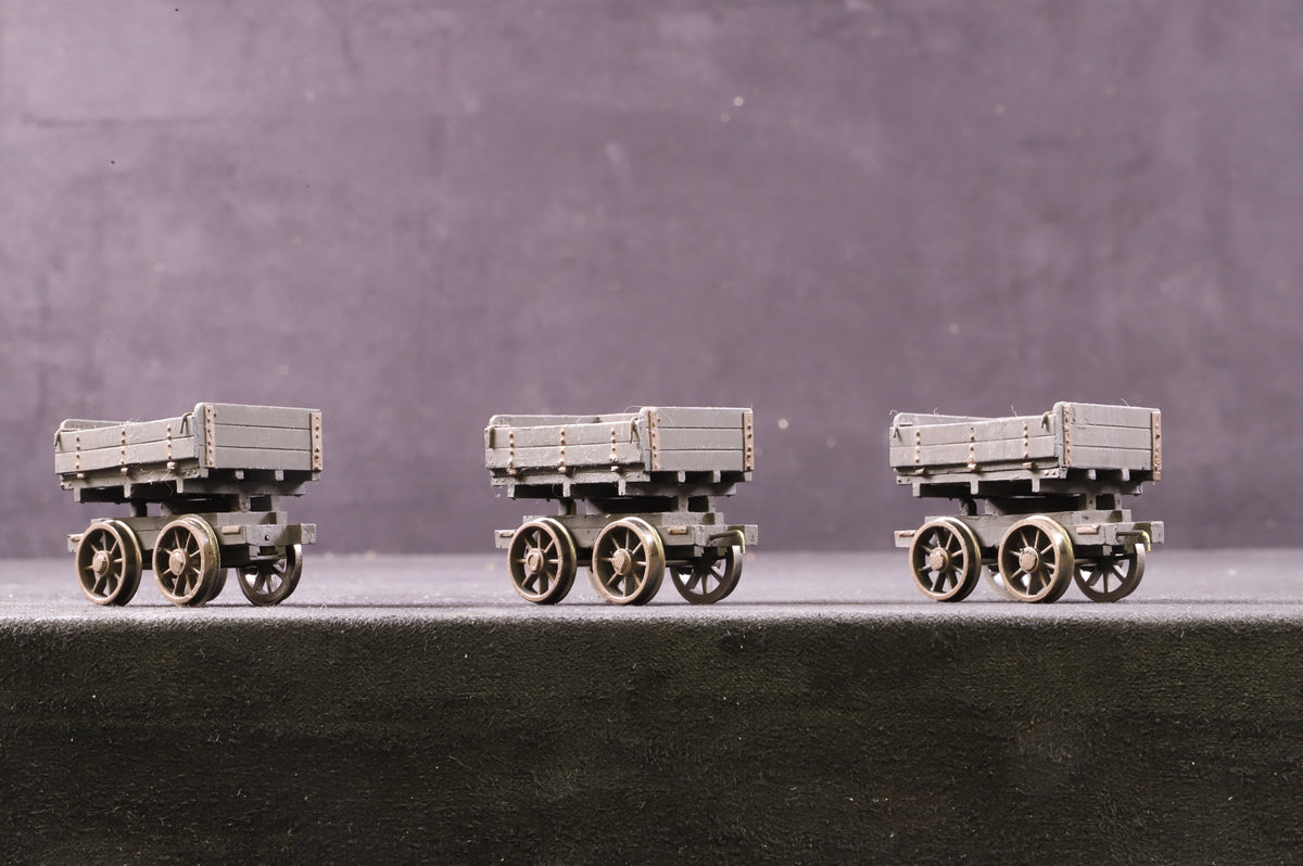 Smallbrook Studio Kit Built OO Set of 3 3 Plank Side Tipper Wagons