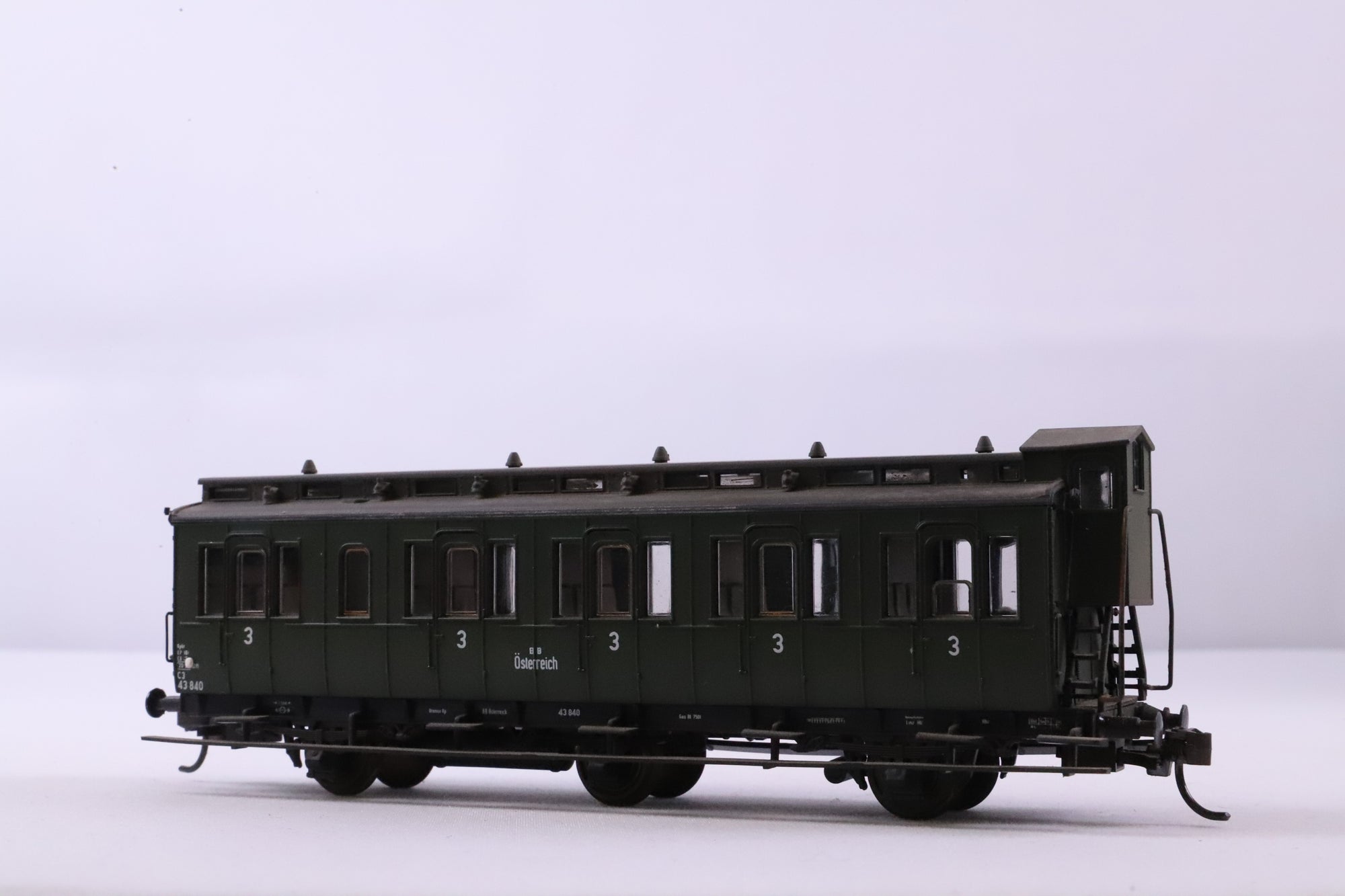 Roco HO Rake Of 3 OBB Green 6 Wheel Coaches Inc. 44521, 44518 & 44207B