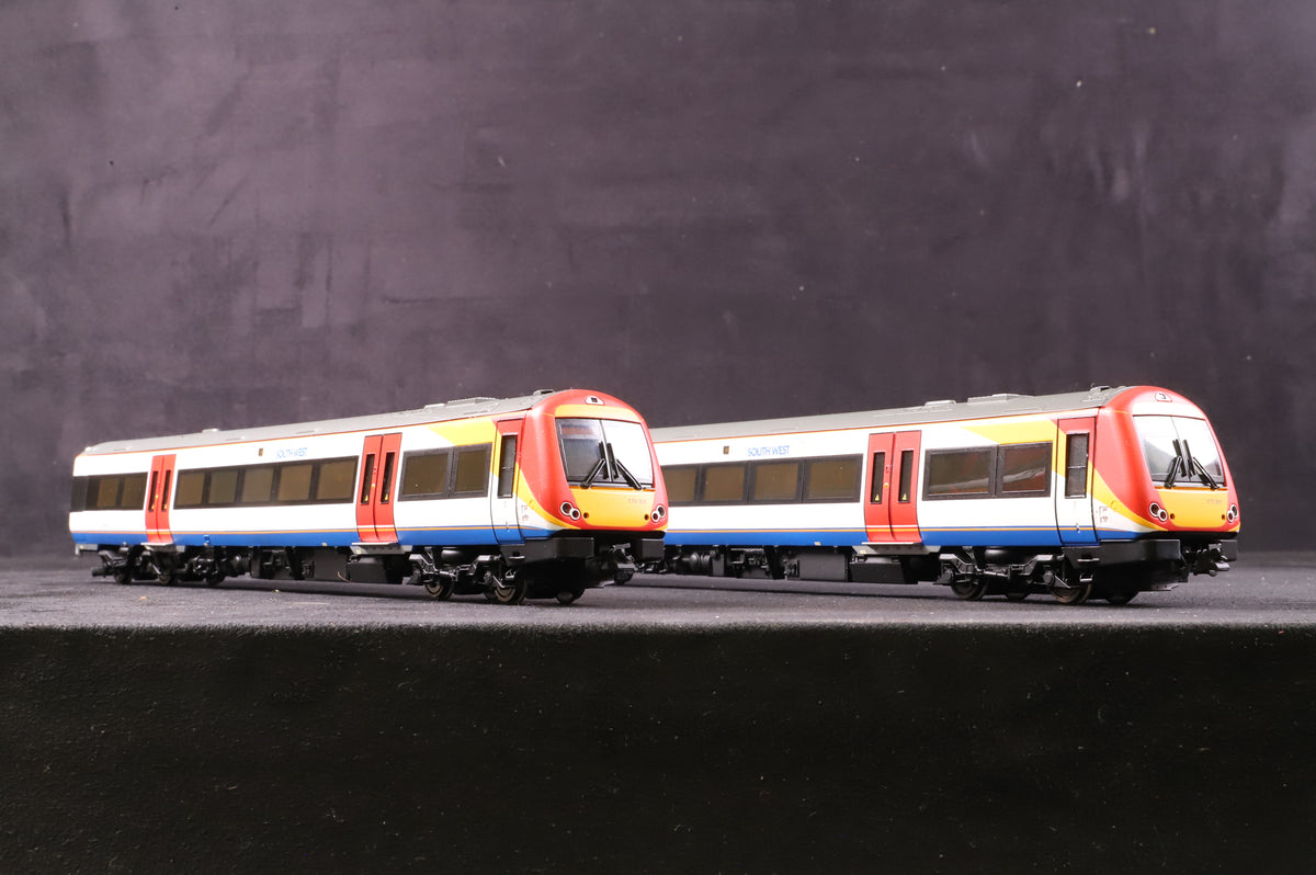 Bachmann OO 32-452 Class 170/4 Turbostar 2 Car DMU in Southwest Trains Livery