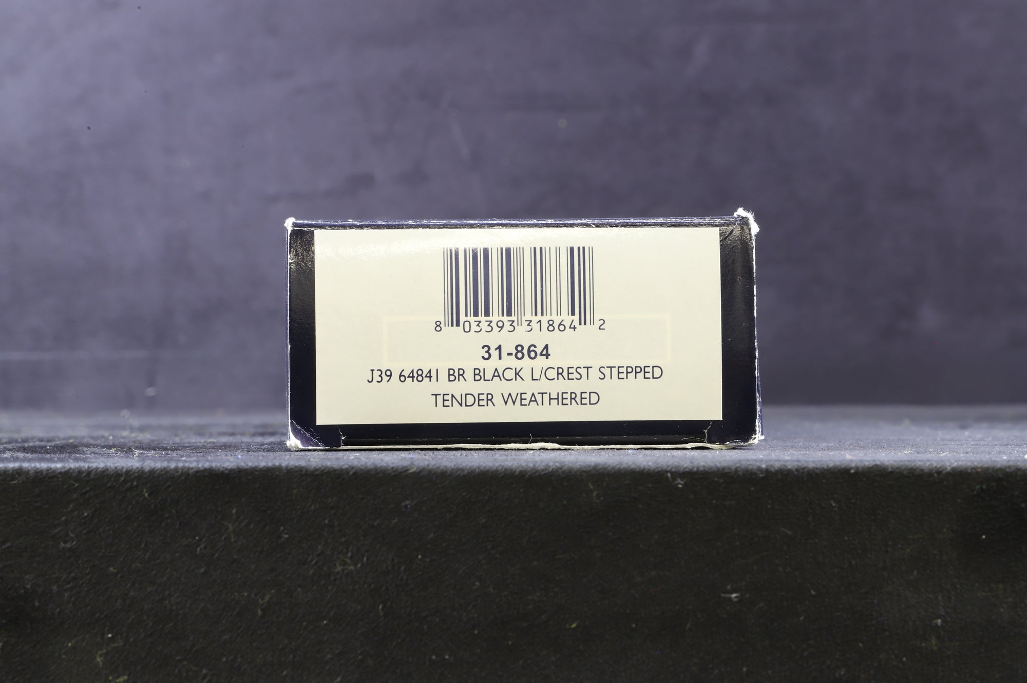 Bachmann OO 31-864 J39 '64841' BR Black L/Crest Stepped Tender, Weathered