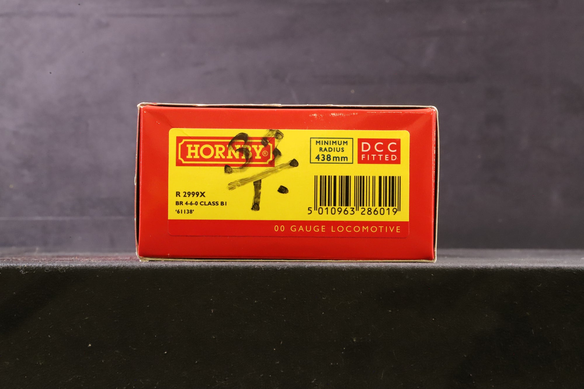 Hornby OO R2999X Class B1 '61138' BR Lined Black E/C DCC Fitted